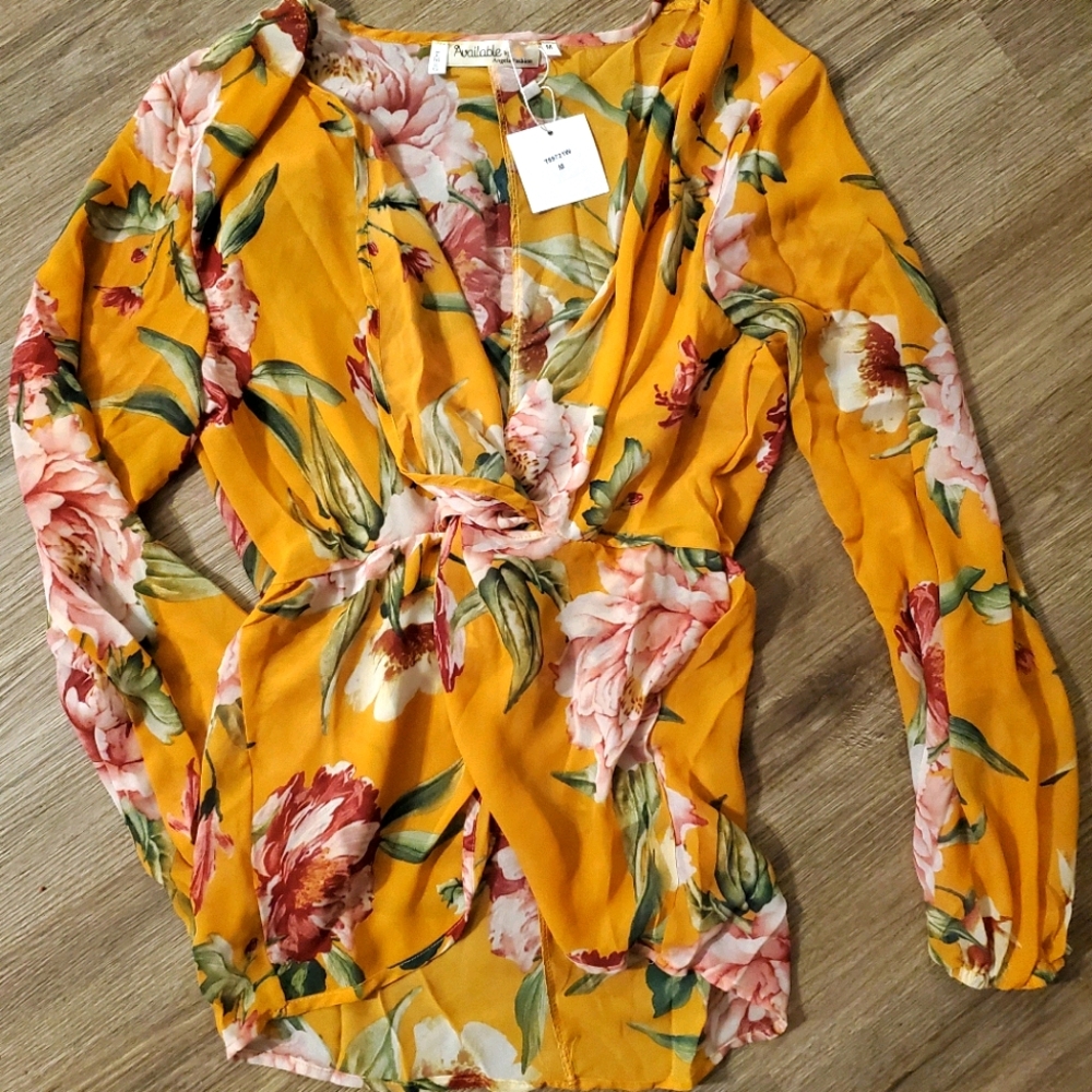 Womans Floral Wrap Top